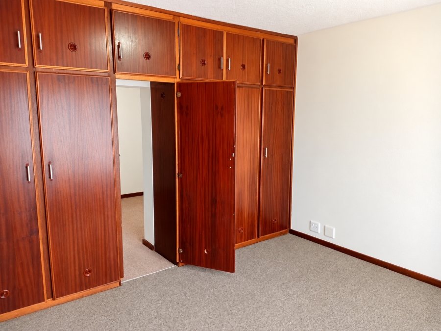 To Let 2 Bedroom Property for Rent in Beacon Bay Eastern Cape
